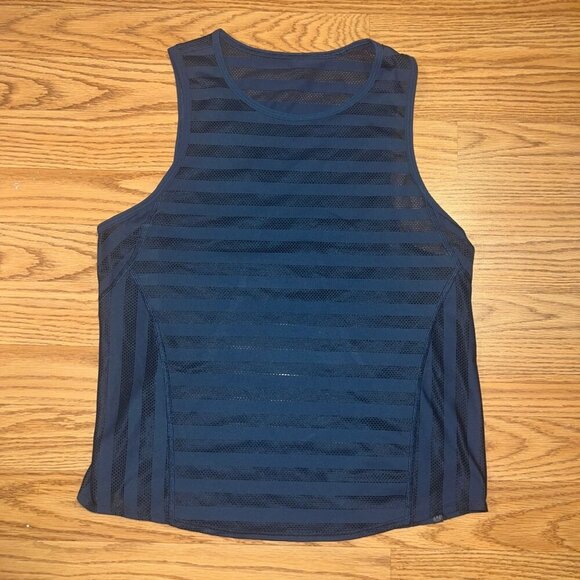 Lululemon off and running tank - Picture 2 of 6